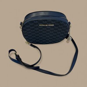 Michael Kors Signature Crossbody Bag